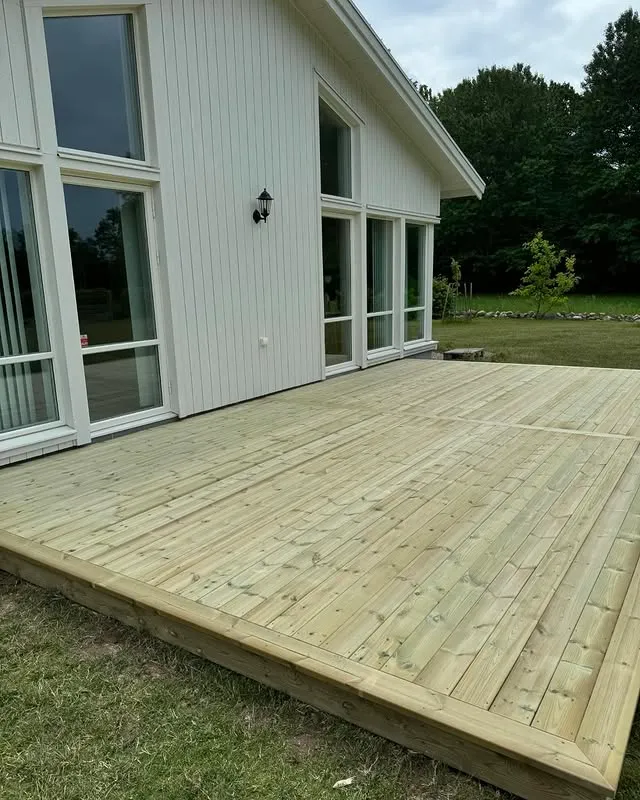 Altanbygge i Kalmar - Stor altan av NBOS AB